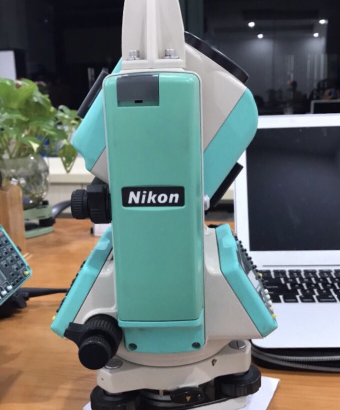 Cho thuê máy toàn đạc Nikon
