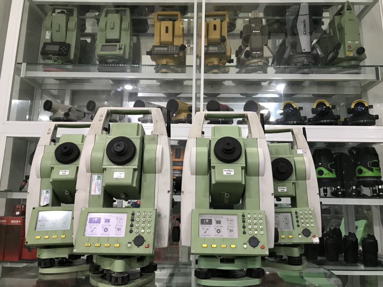 Cho thuê máy toàn đạc Leica